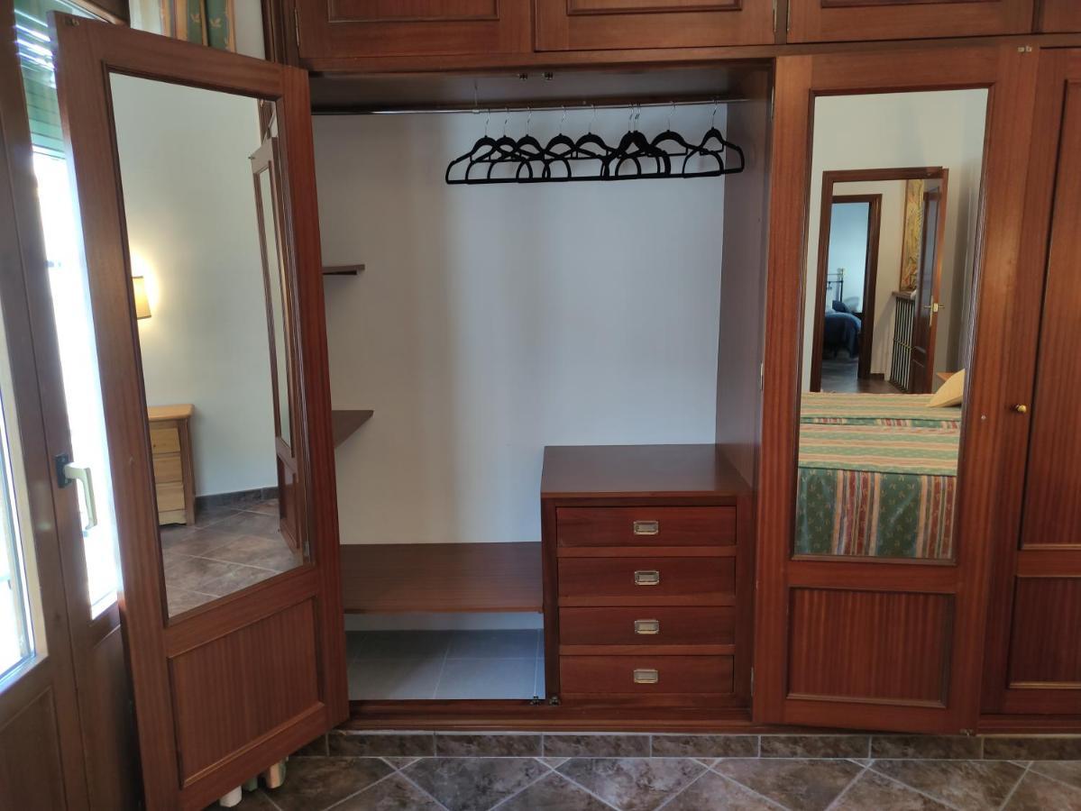 Entretorres. Casa-Duplex En Centro Historico. Apartment Кармона Екстериор снимка