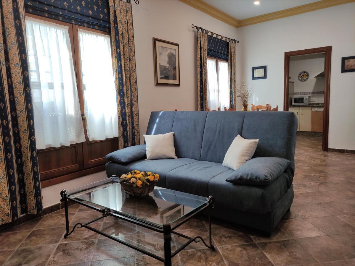 Entretorres. Casa-Duplex En Centro Historico. Apartment Кармона Екстериор снимка